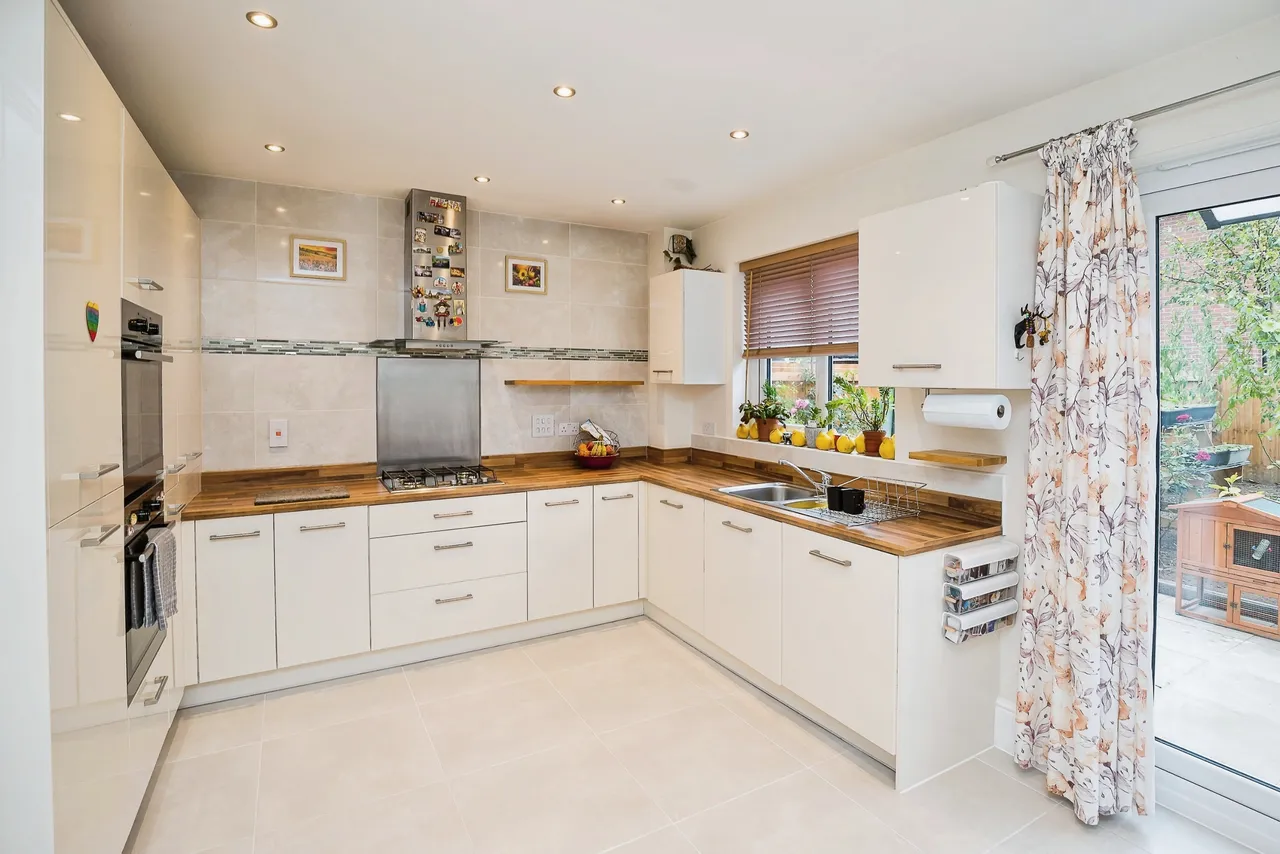 Mercia Grove, Chester, photo 5