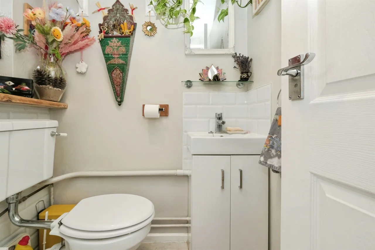 Alston Way, Worthing, BN13, photo 13