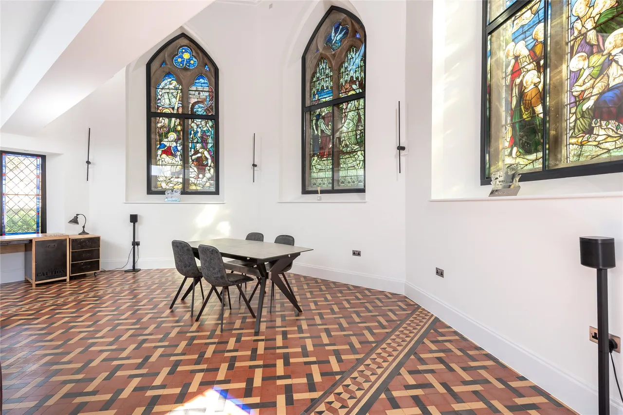 St. Lukes Church, Middlemarch, SG5, photo 5
