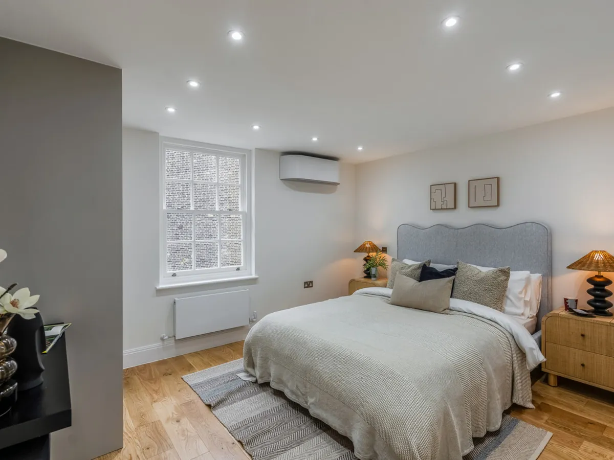 Cadogan Lane, London, SW1X, photo 19