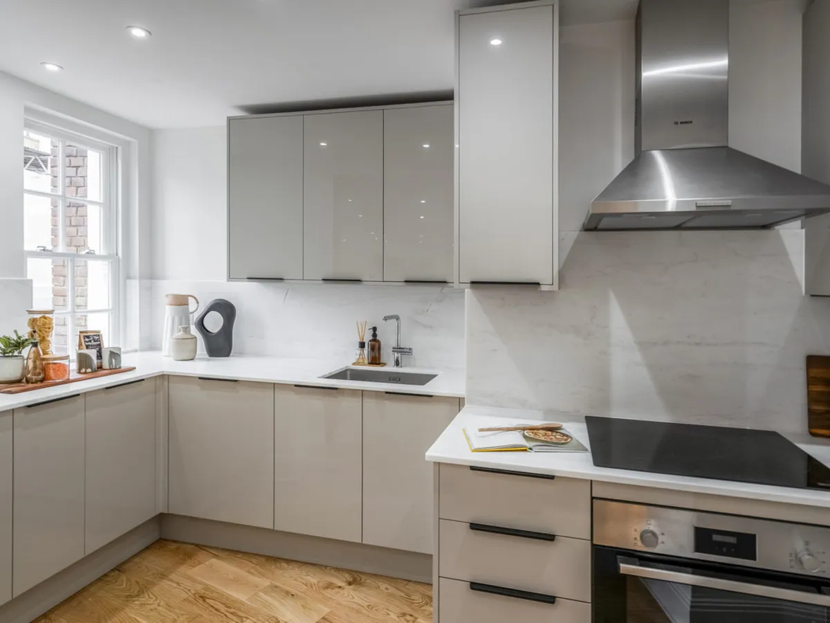 Cadogan Lane, London, SW1X, photo 17