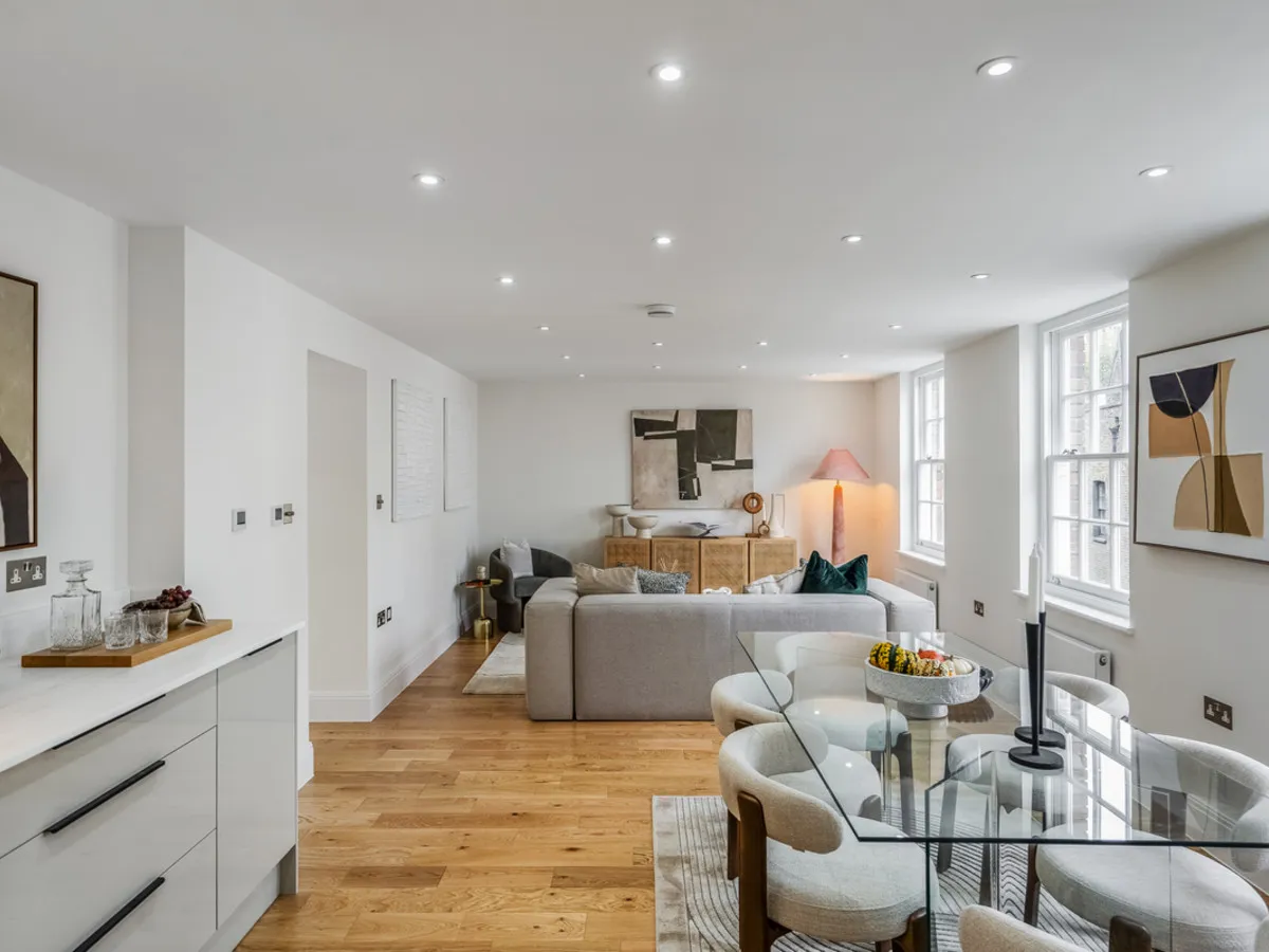 Cadogan Lane, London, SW1X, photo 15