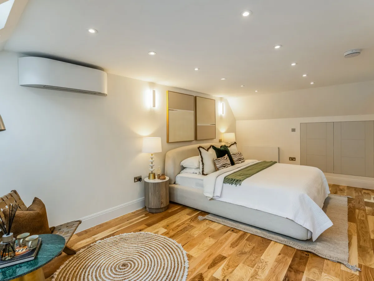 Cadogan Lane, London, SW1X, photo 24