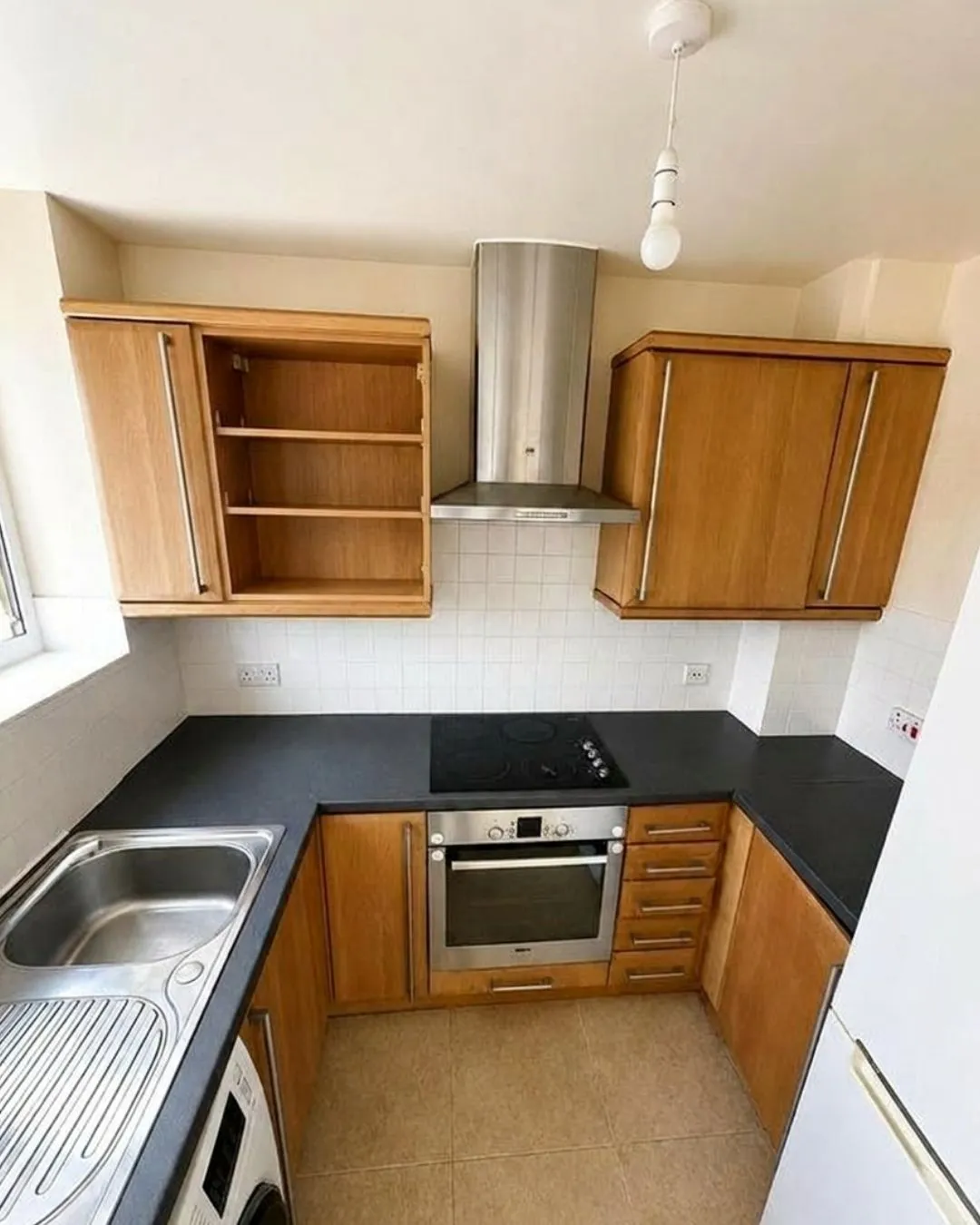 Chamberlain Close, Ilford, IG1 1JQ, photo 8