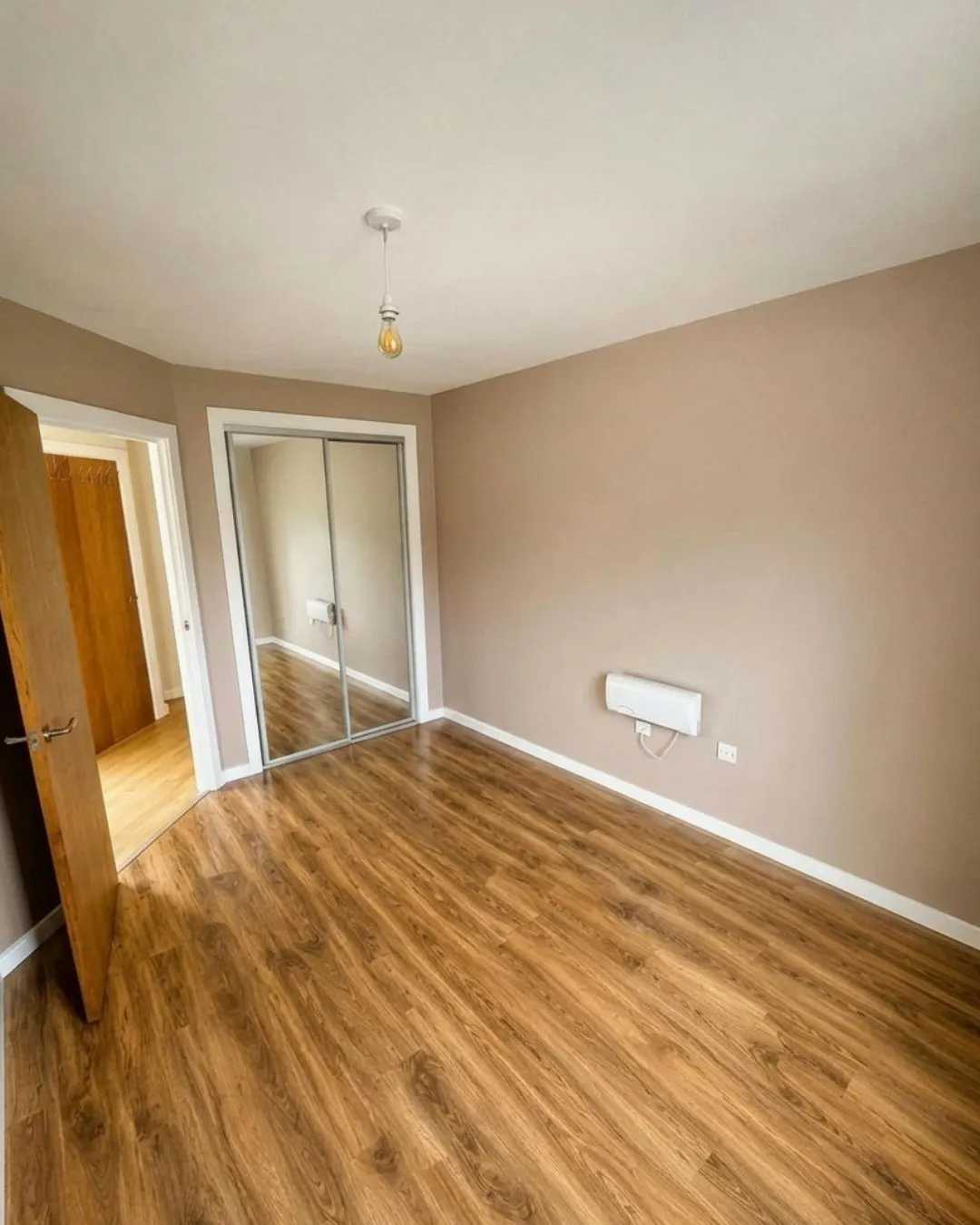Chamberlain Close, Ilford, IG1 1JQ, photo 10