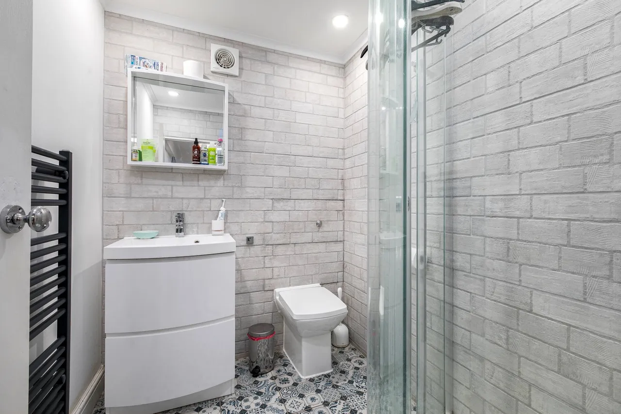 Montpelier Road, London, W5, photo 11
