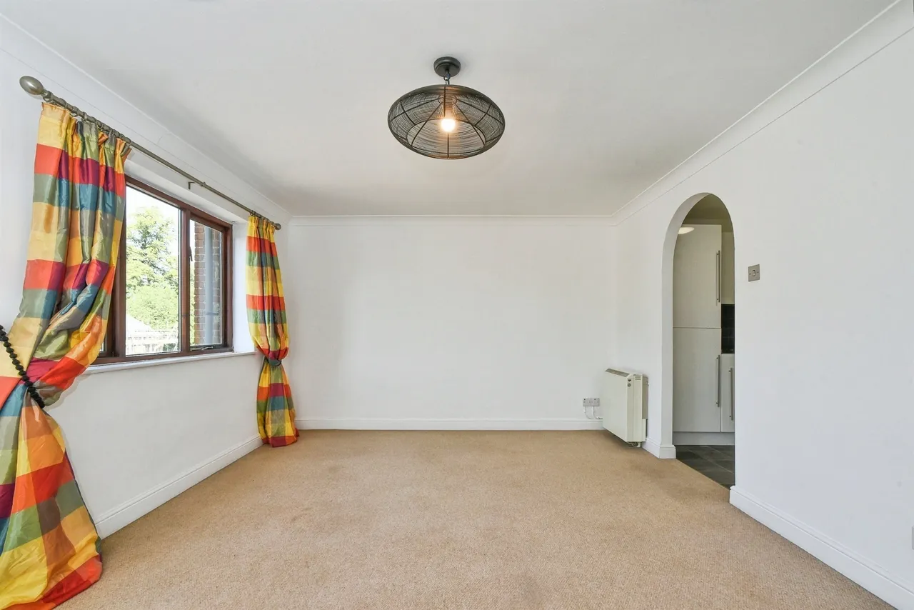 Beeches Road, Cirencester, GL7, photo 5