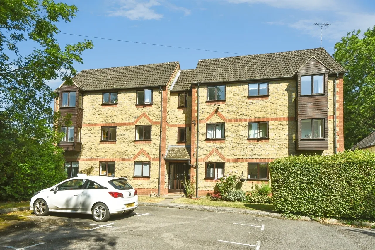 Beeches Road, Cirencester, GL7, photo 12
