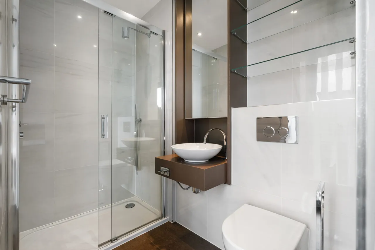 Chronicle Tower, City Road, London EC1V, photo 8