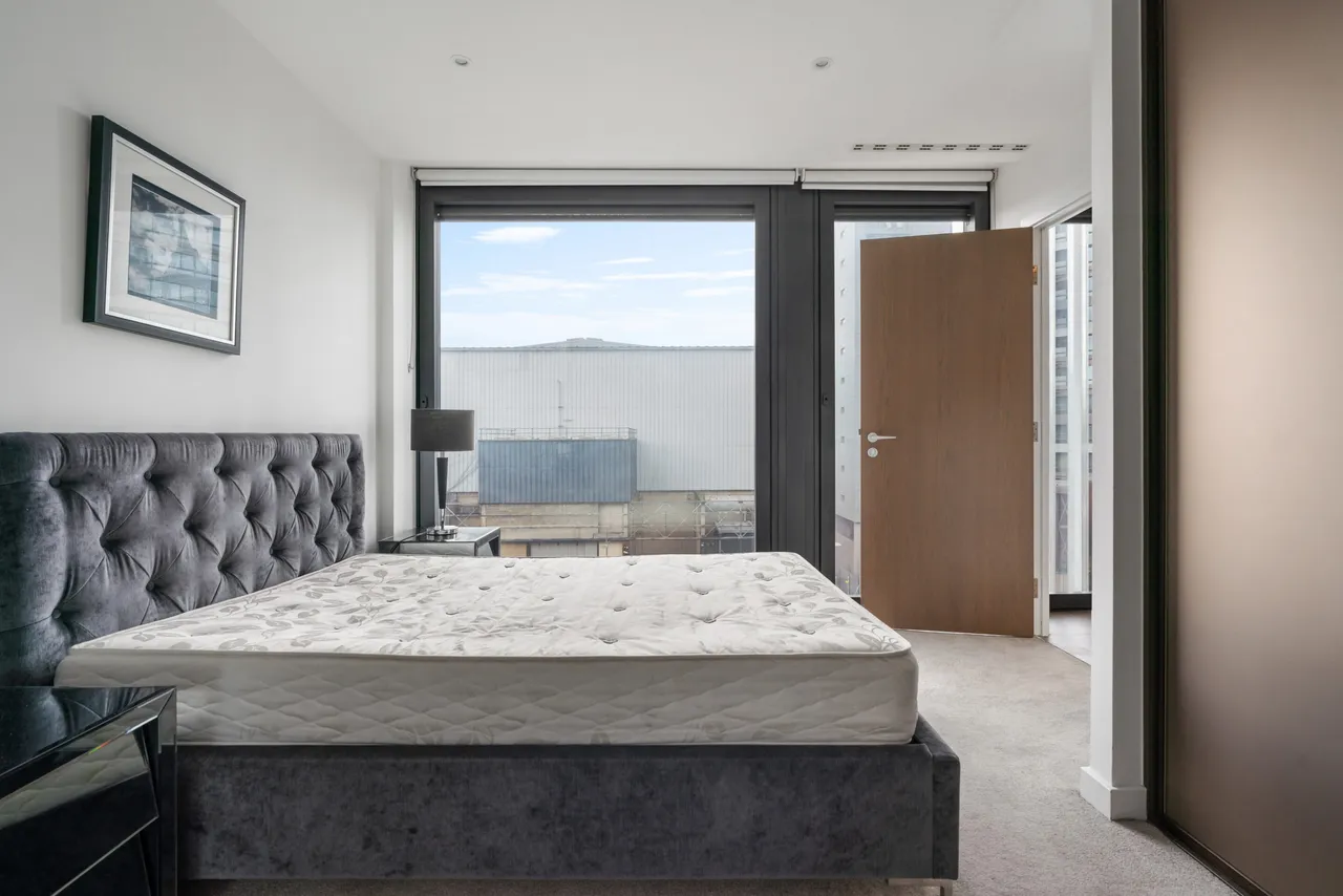 Chronicle Tower, City Road, London EC1V, photo 6