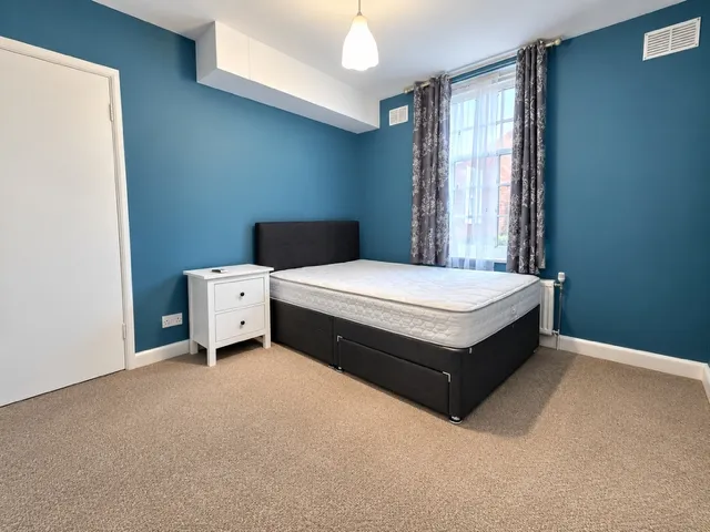 Browns Lane, Handbridge, CH4, photo 5