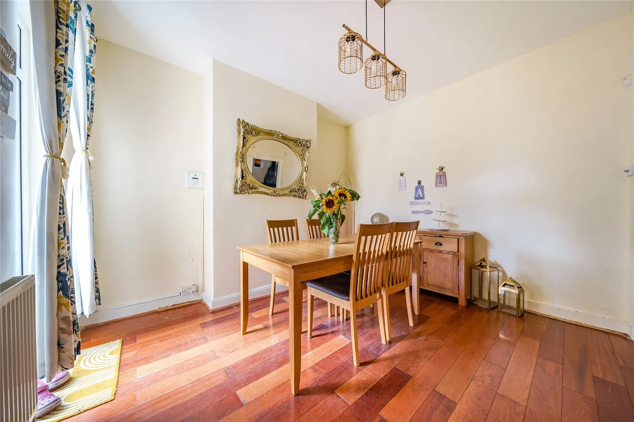 Elliott Road, Bromley, BR2, photo 12