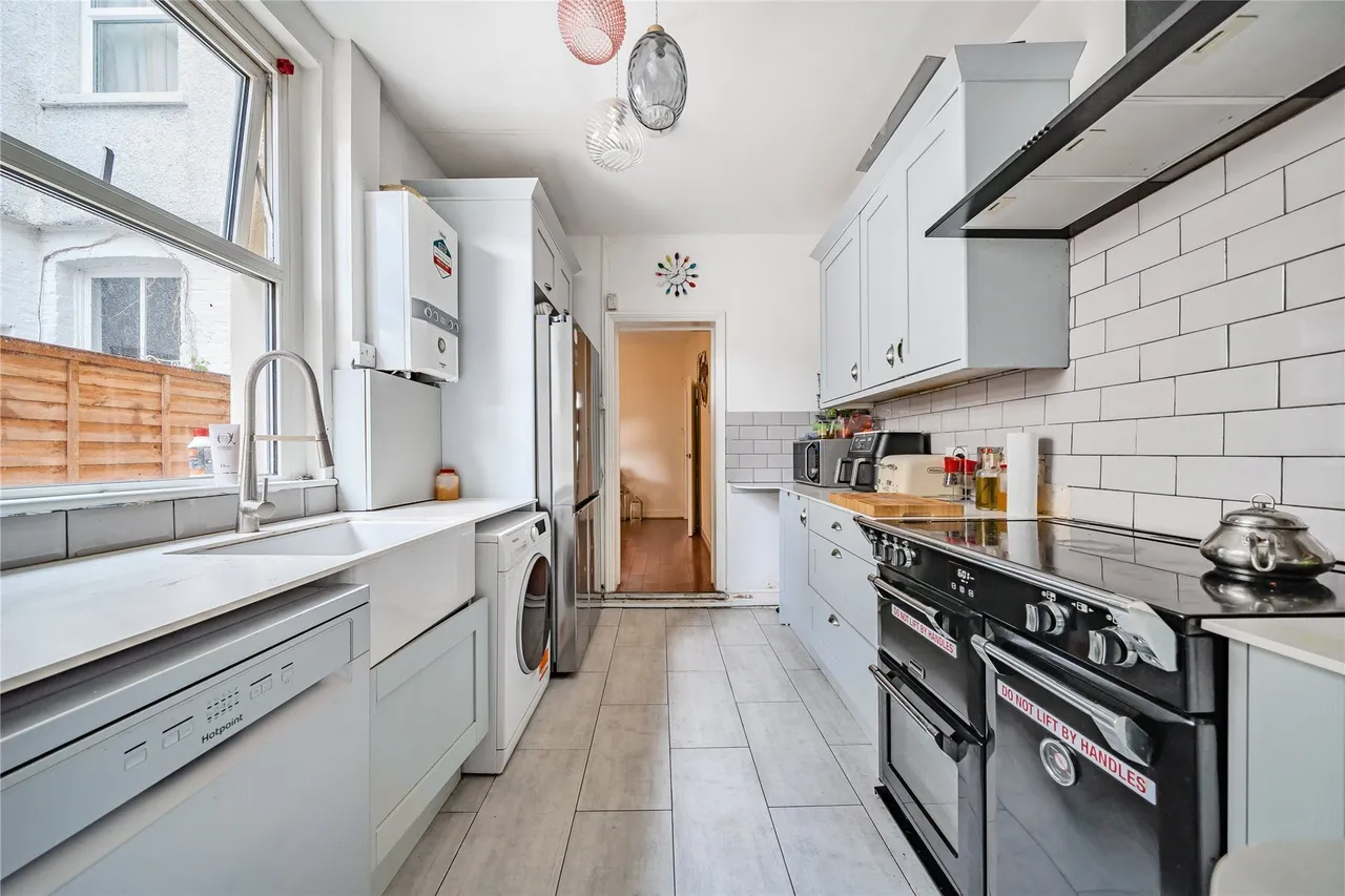 Elliott Road, Bromley, BR2, photo 17