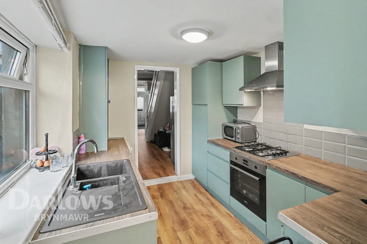 Victoria Street, Abertillery, photo 5