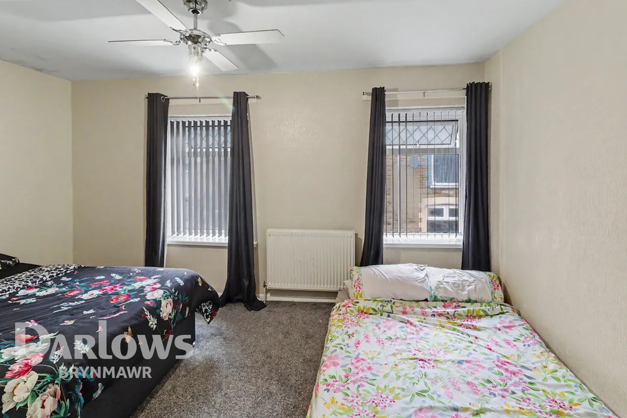 Victoria Street, Abertillery, photo 9