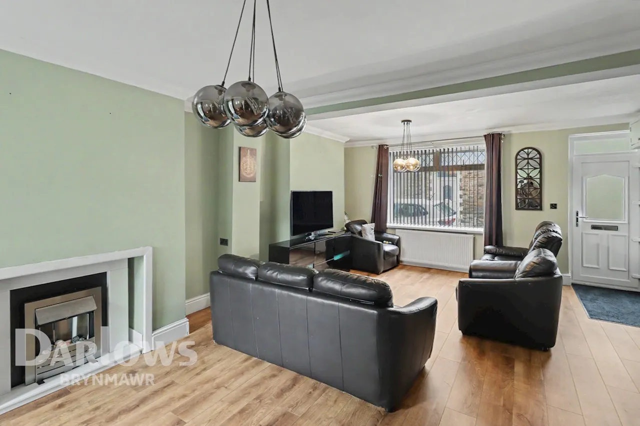 Victoria Street, Abertillery, photo 2