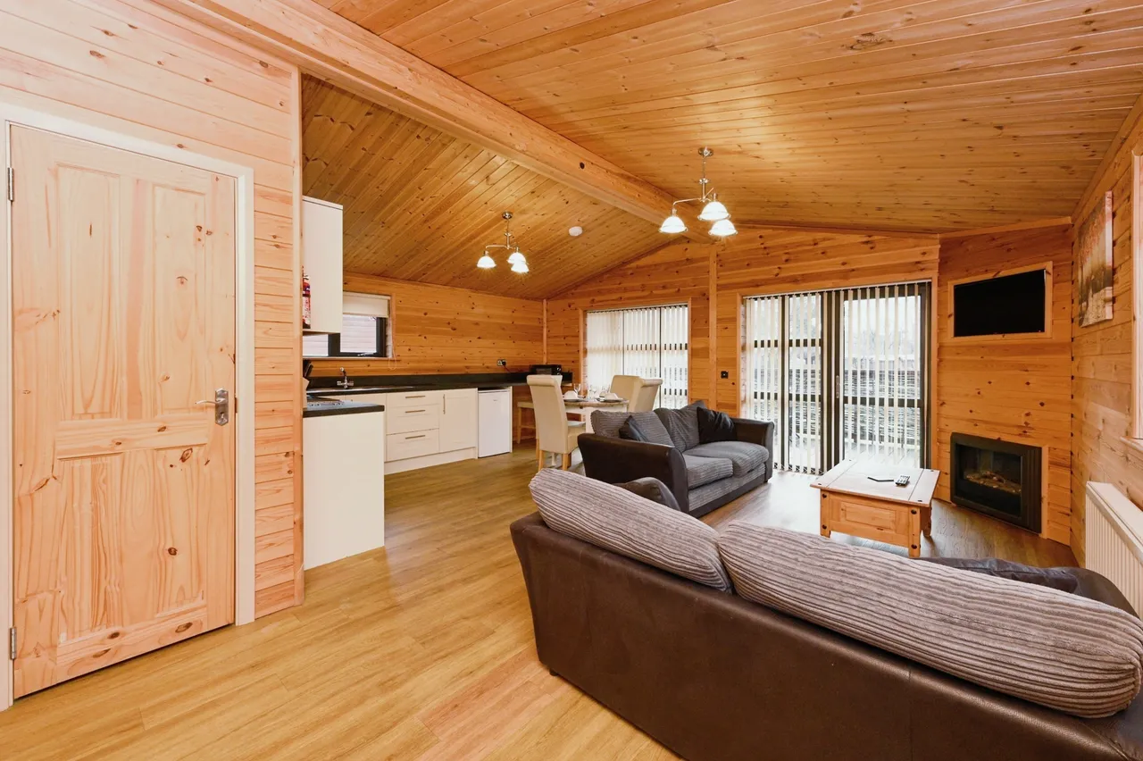 Woodlakes Park, Holme Road Stowbridge, Kings Lynn, Norfolk, PE34, photo 6