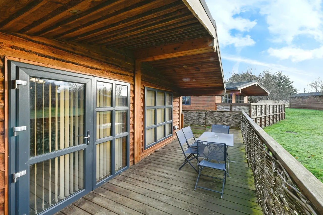 Woodlakes Park, Holme Road Stowbridge, Kings Lynn, Norfolk, PE34, photo 5