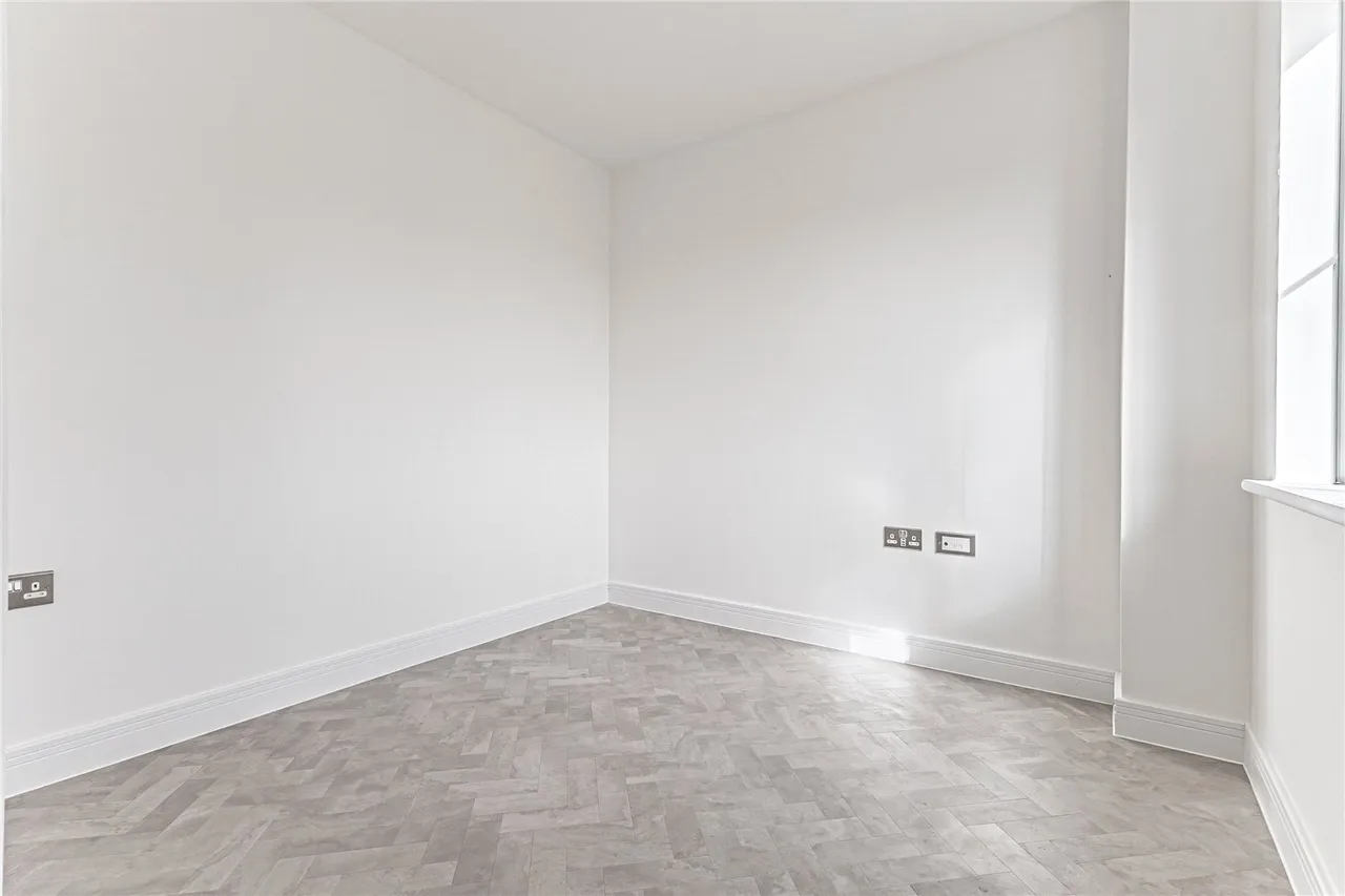 Coronation Avenue, Cuffley, EN6, photo 17