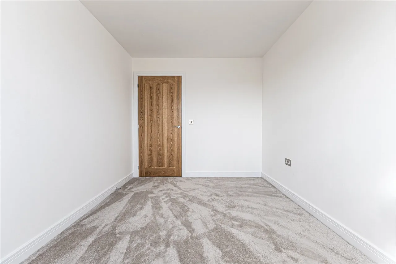 Coronation Avenue, Cuffley, EN6, photo 15