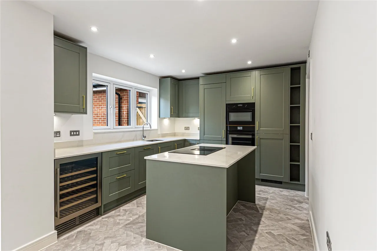 Coronation Avenue, Cuffley, EN6, photo 21