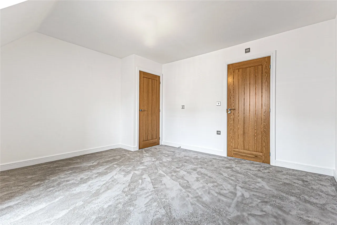 Coronation Avenue, Cuffley, EN6, photo 3