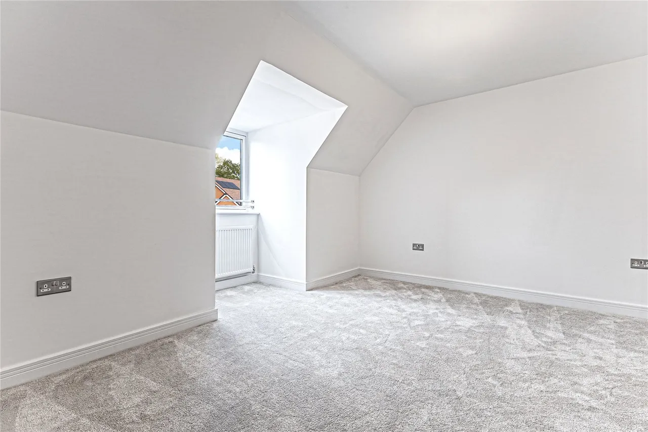 Coronation Avenue, Cuffley, EN6, photo 5