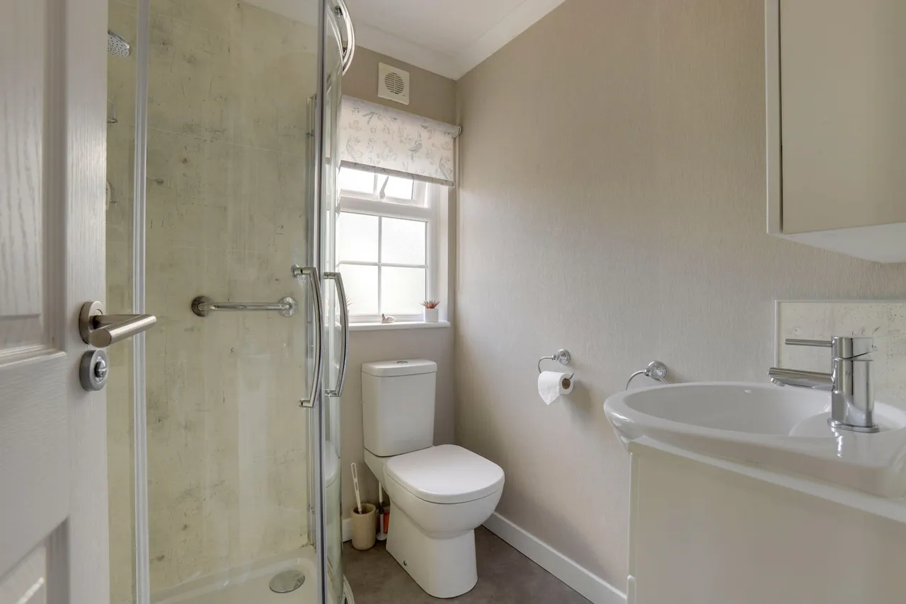Summerway, Radcliffe-on-Trent, NG12, photo 21
