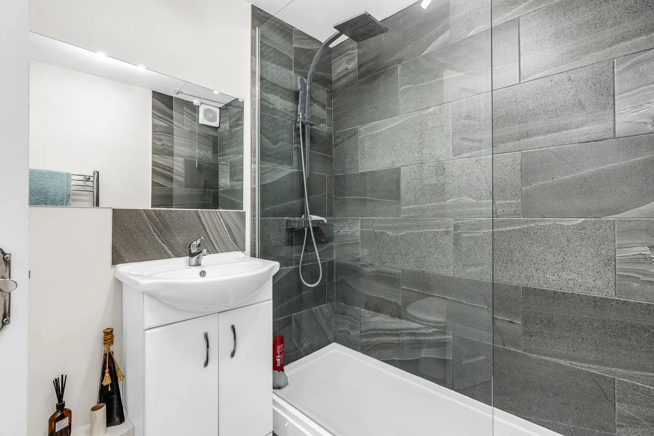 Crib Street, WARE, Ware, SG12 9HG, photo 11