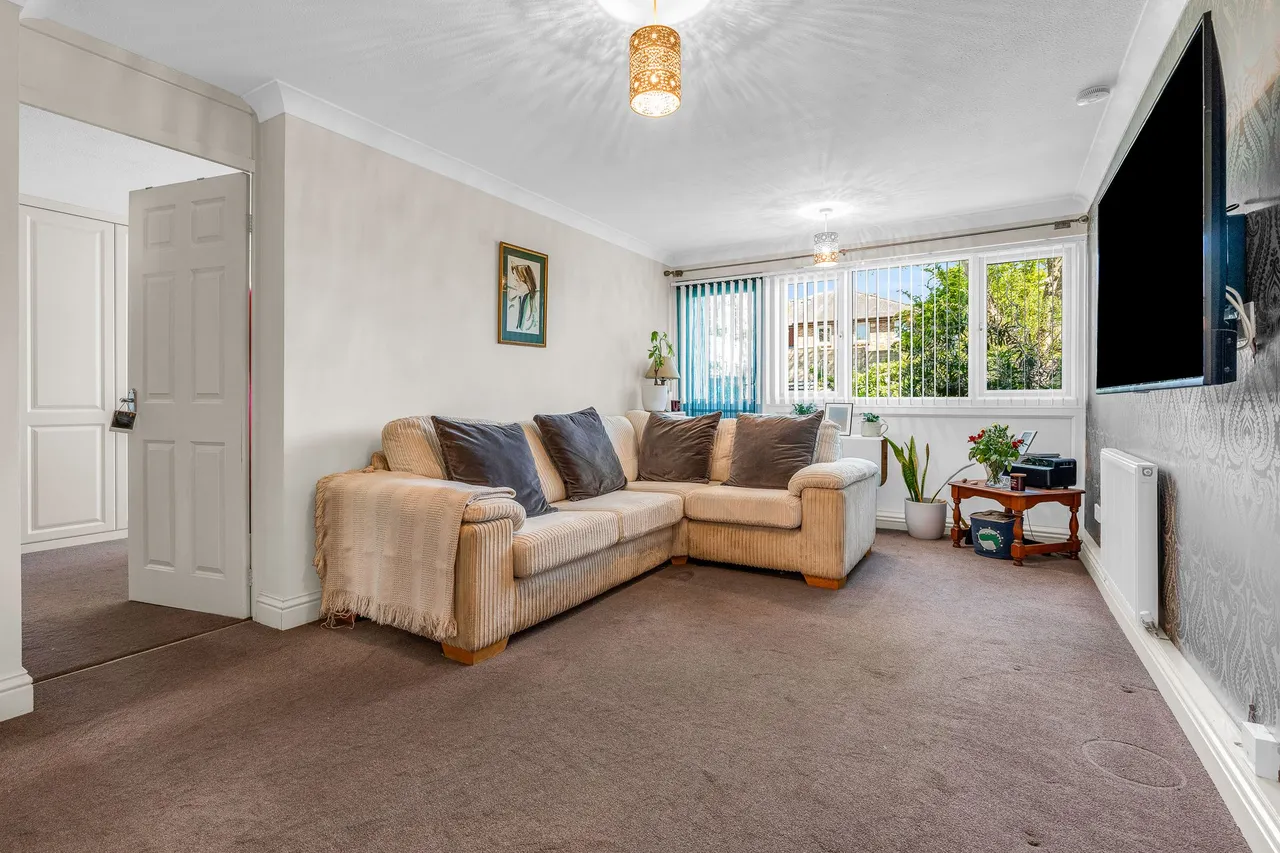 Crib Street, WARE, Ware, SG12 9HG, photo 2