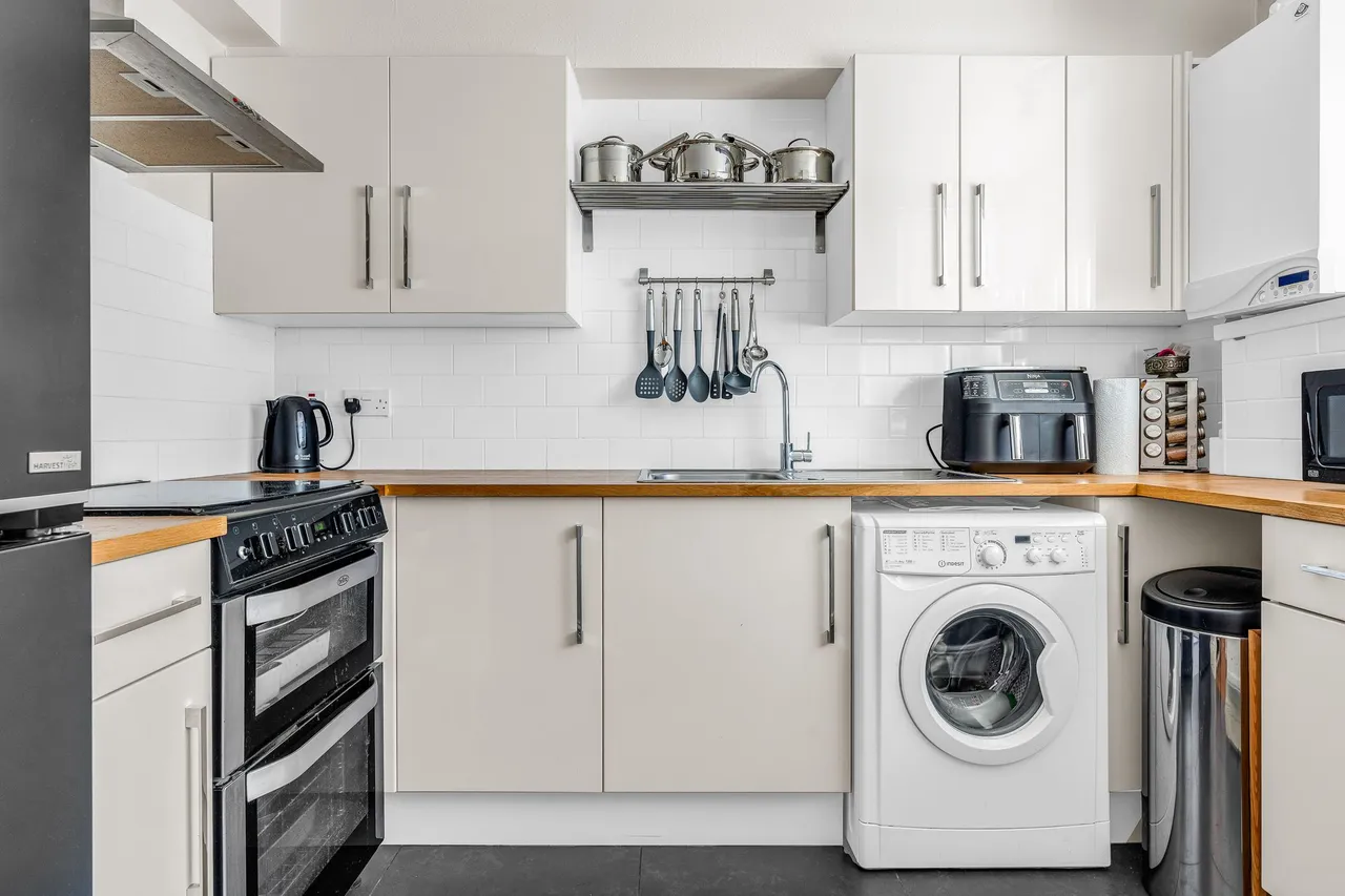 Crib Street, WARE, Ware, SG12 9HG, photo 6