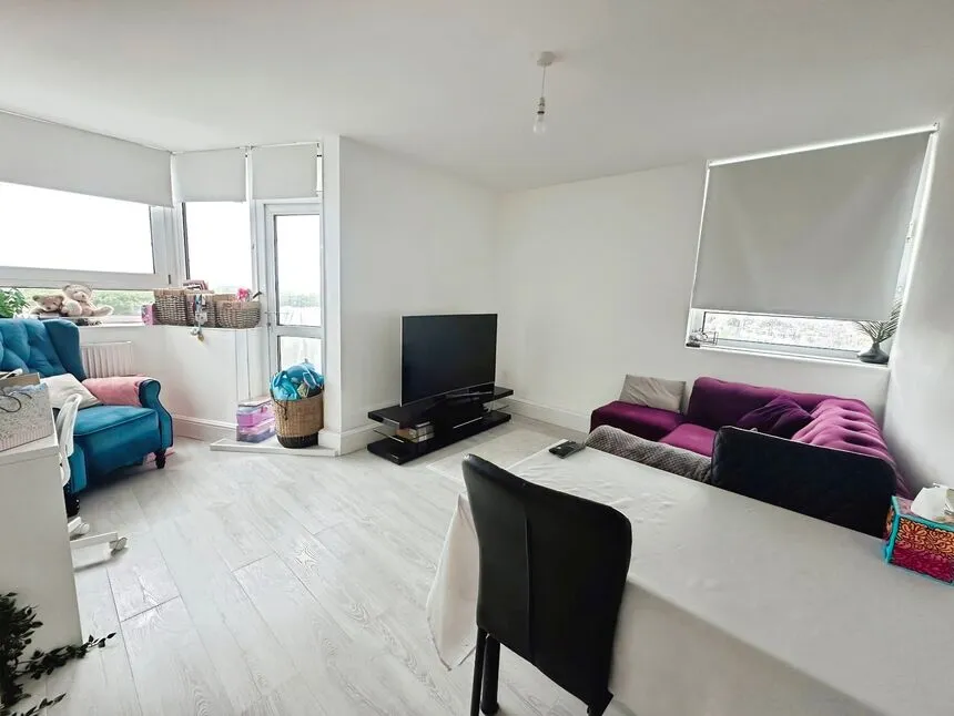 1 bed flat for sale — London Road, London, E13