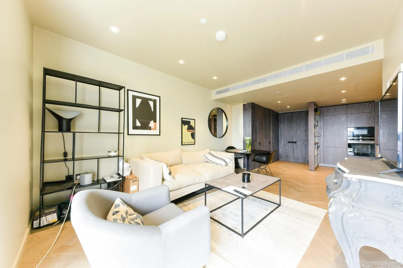 1 bed flat to rent, Bessborough House, Battersea Power Station, SW11