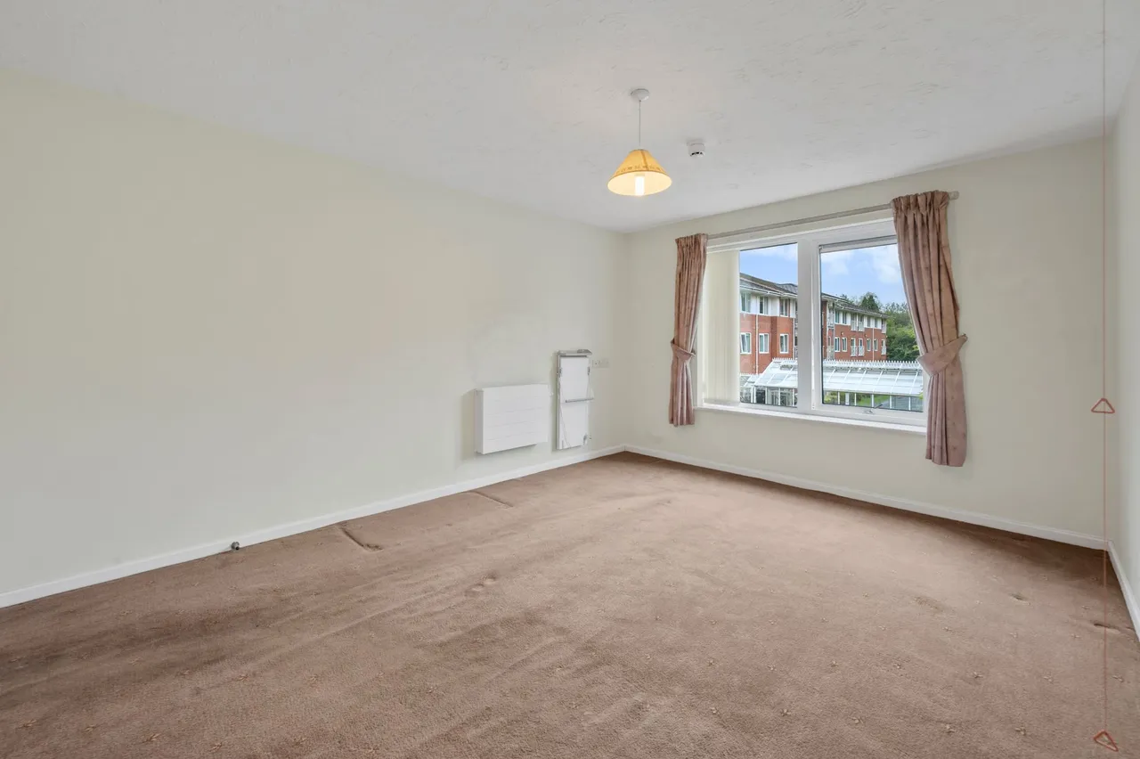 Village Stratton Drive, St. Helens, WA9, photo 12