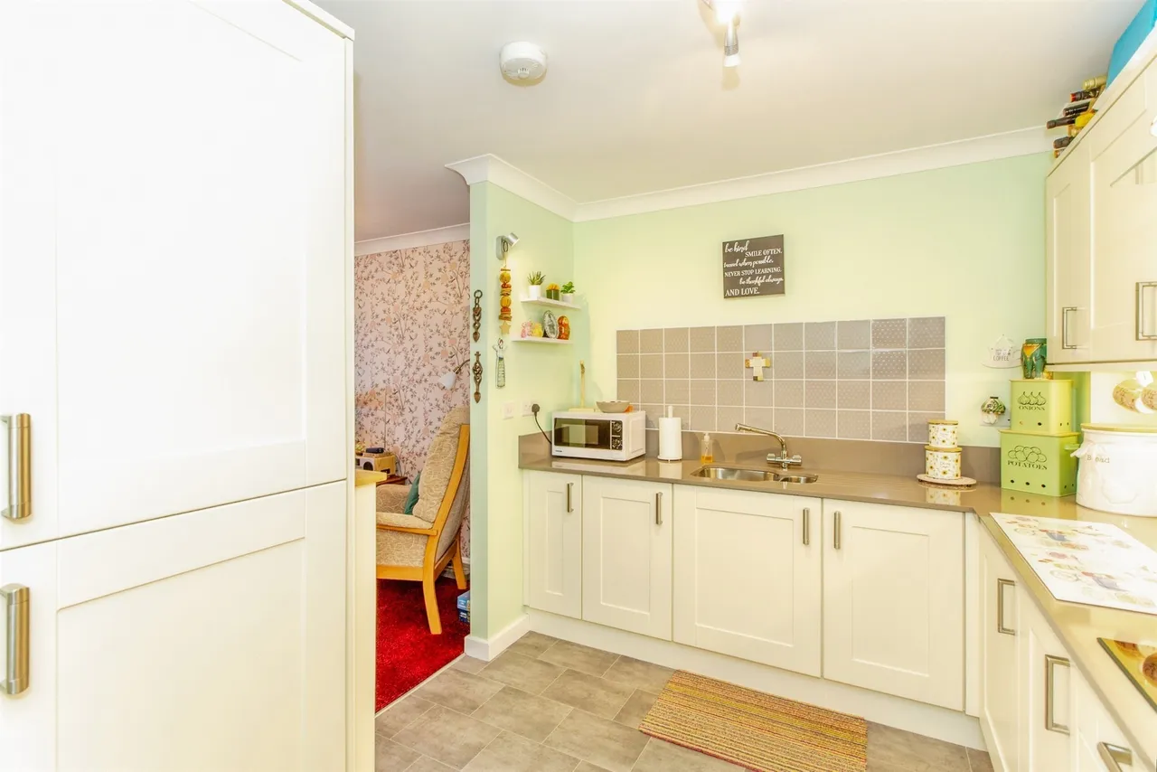Chancery Lane, Kettering, NN14, photo 5