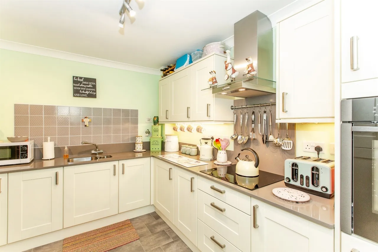 Chancery Lane, Kettering, NN14, photo 6