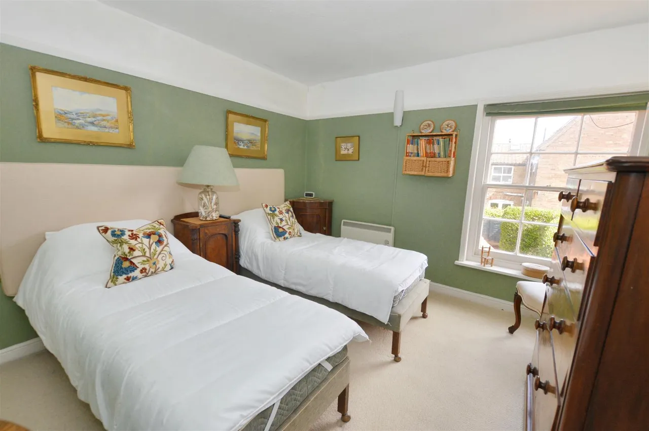 Augusta Street, Sheringham, NR26, photo 10