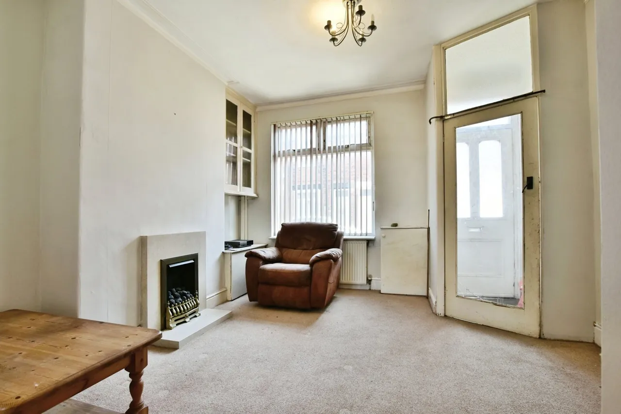 Beaconsfield Road, Altrincham, WA14, photo 13