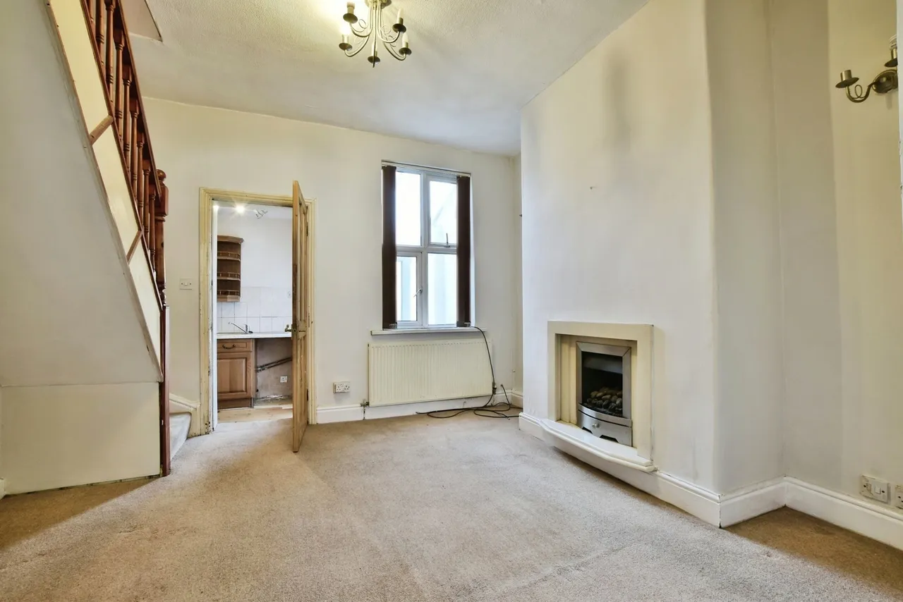 Beaconsfield Road, Altrincham, WA14, photo 5
