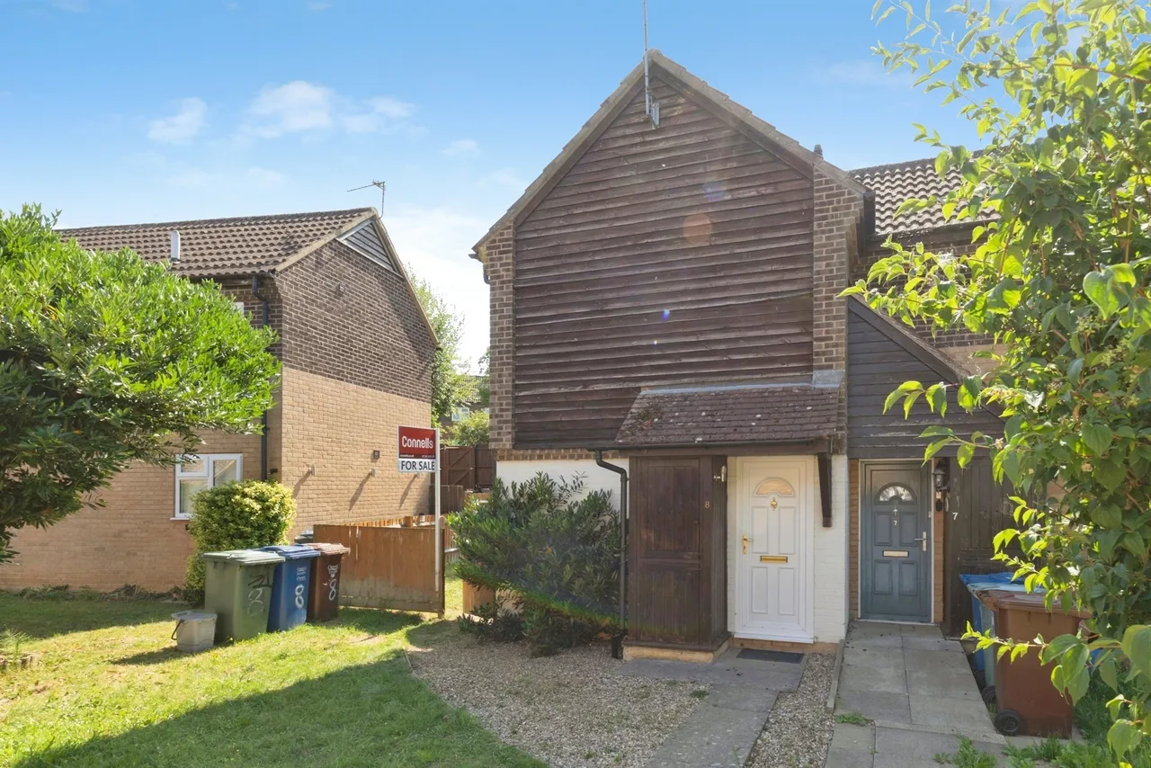 2 bed house for sale — Hydrangea Walk, Banbury