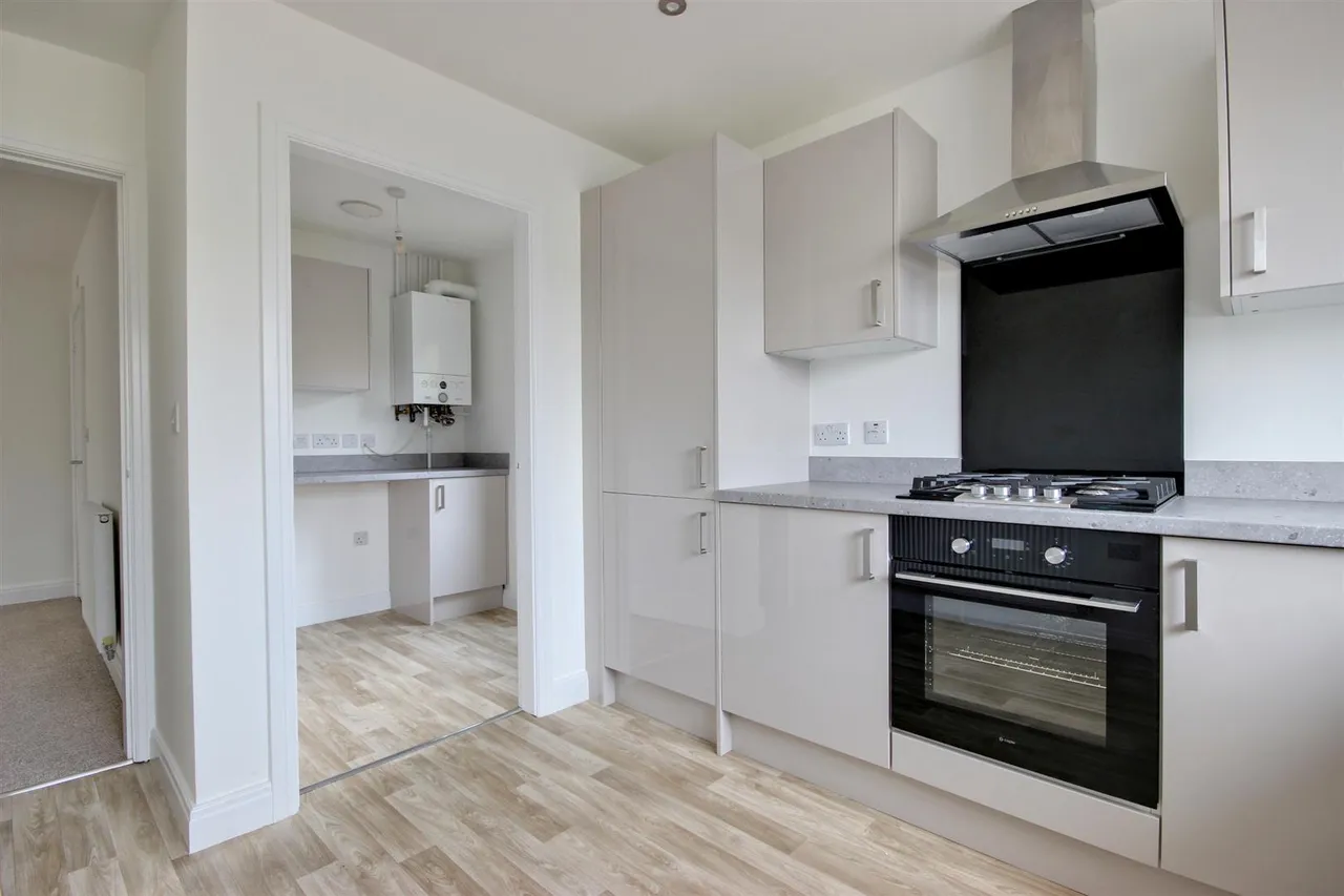 Barker Close, Cottingham, photo 11