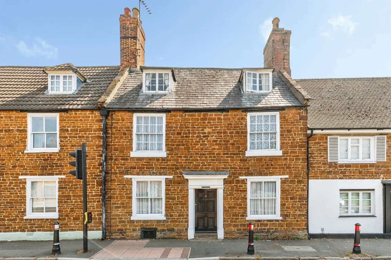 4 bed house for sale — Broad Green, Wellingborough