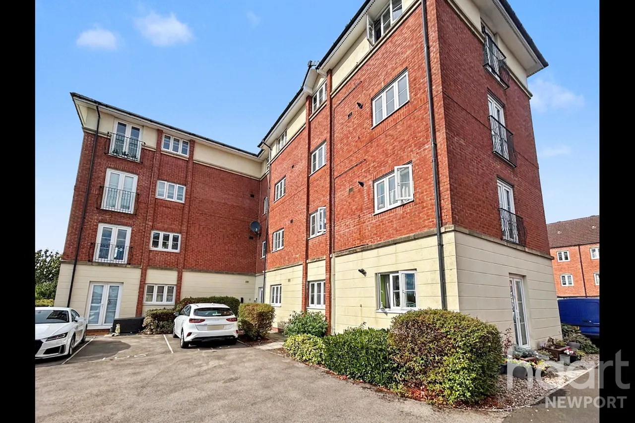 2 bed flat for sale, Argosy Way, Newport, NP19