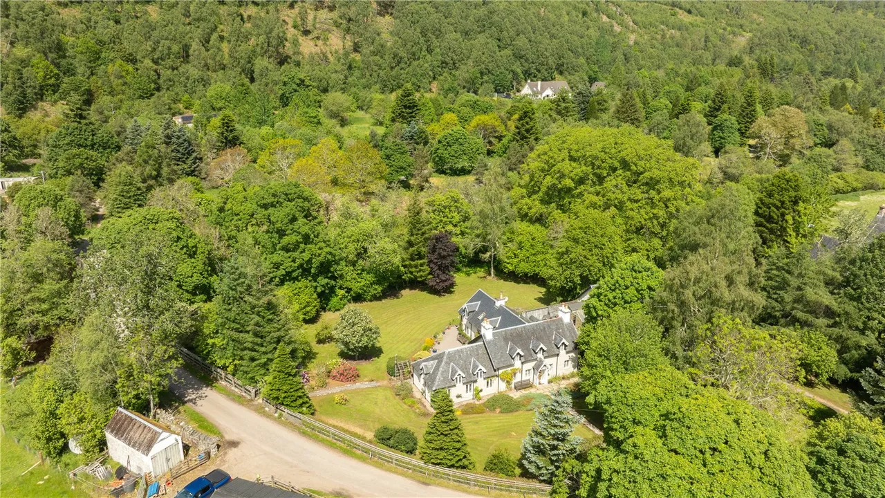 Guisachan Cottage, Tomich, Beauly, Highland, IV4 7LY, photo 28