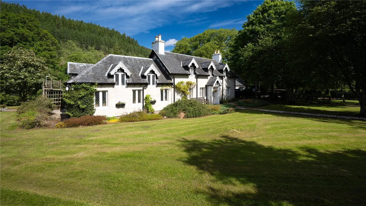 Guisachan Cottage, Tomich, Beauly, Highland, IV4 7LY, photo 25