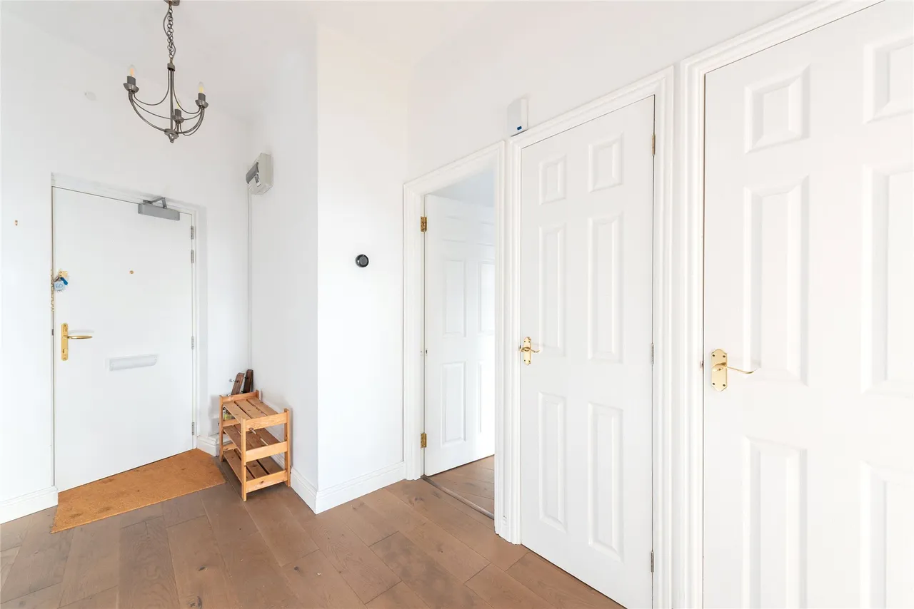 Kensington Place, Wellingborough Road, MK46, photo 9