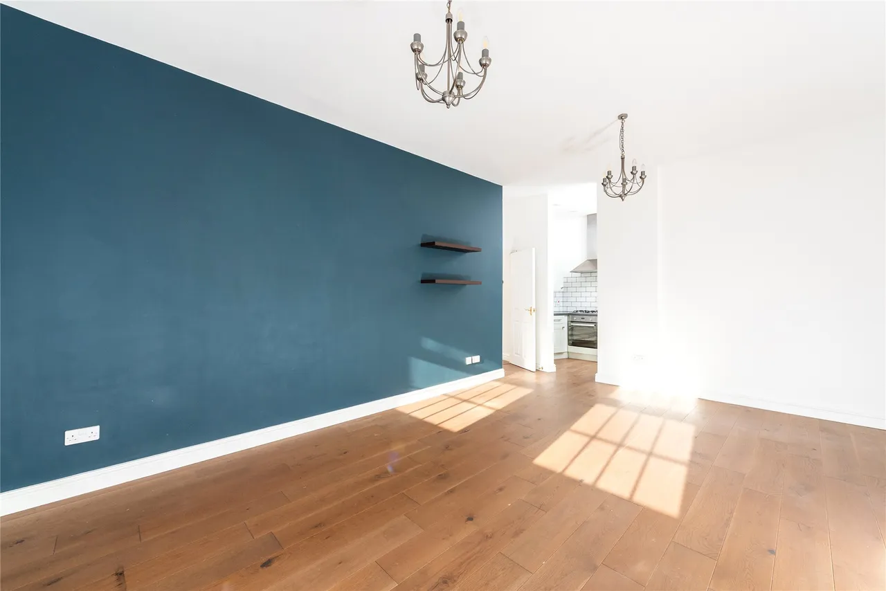 Kensington Place, Wellingborough Road, MK46, photo 7