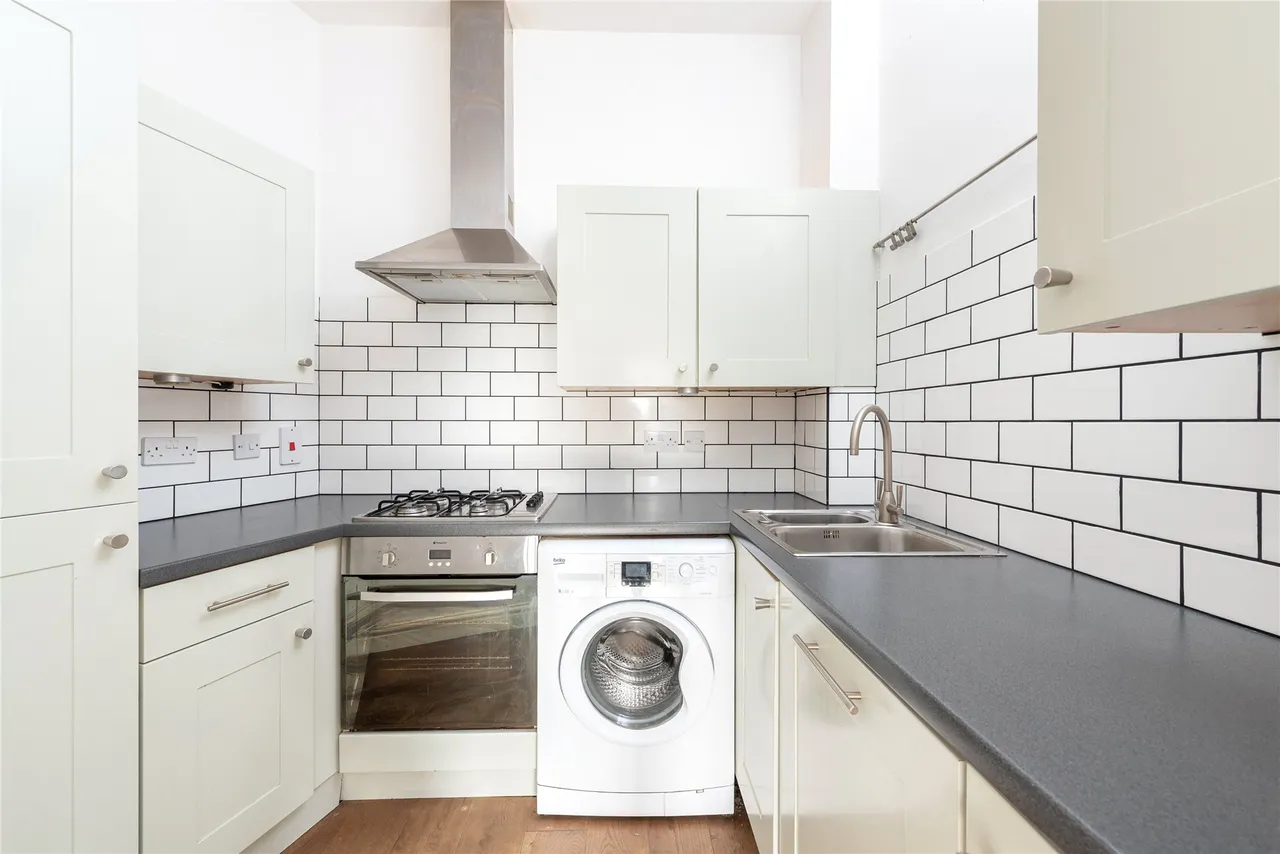 Kensington Place, Wellingborough Road, MK46, photo 5