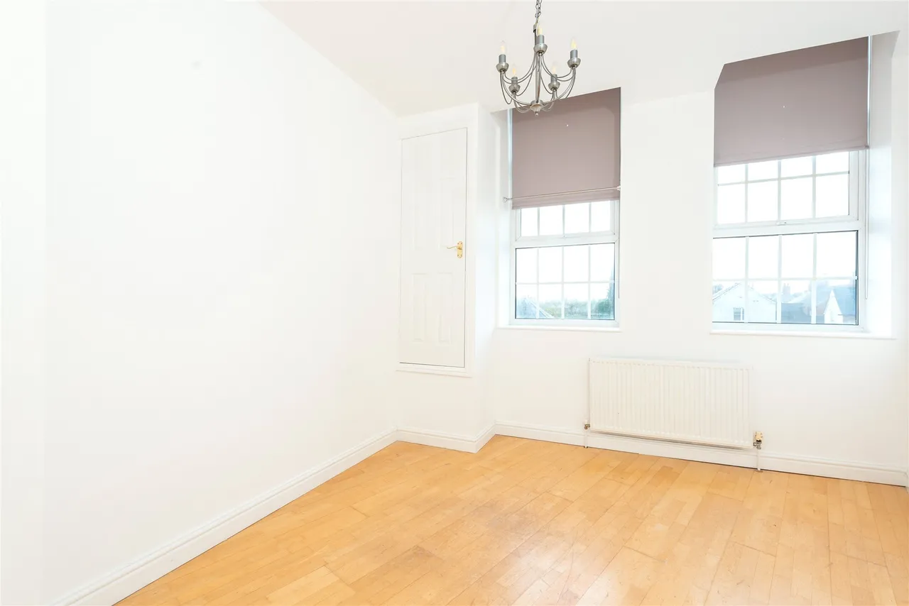 Kensington Place, Wellingborough Road, MK46, photo 8