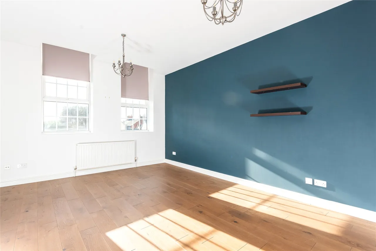 Kensington Place, Wellingborough Road, MK46, photo 3